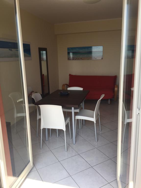 Casa Vacanze Samira ฟอนดาเคลโล ภายนอก รูปภาพ